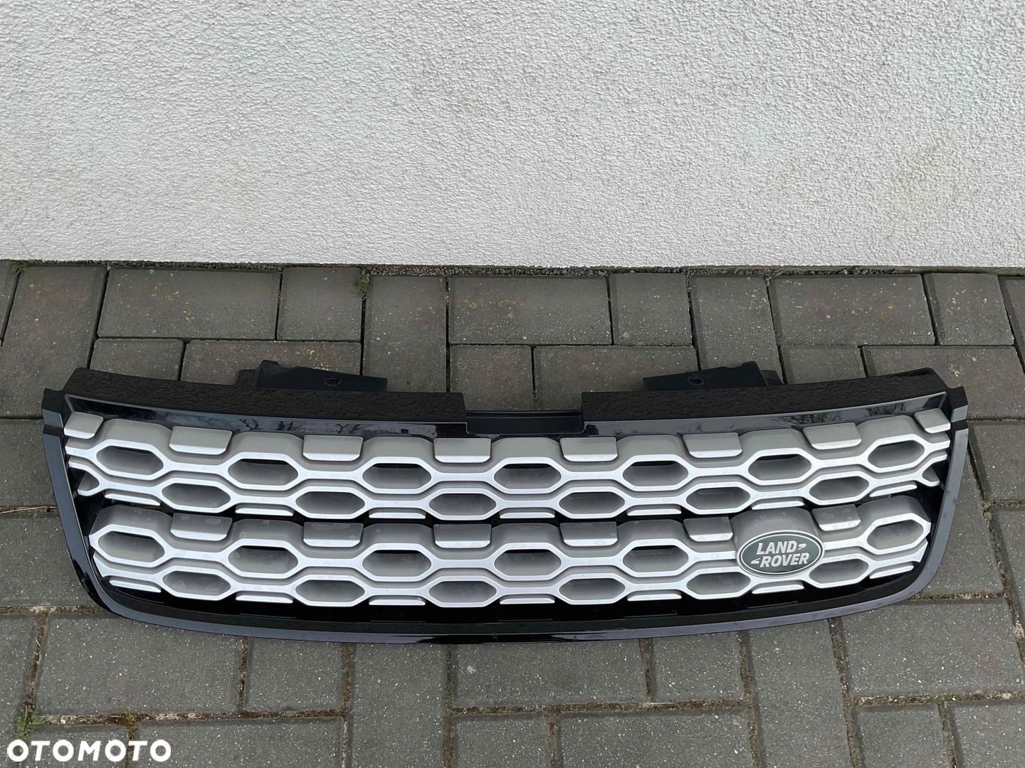 Atrapa kratka grill LAND ROVER DISCOVERY SPORT L550 Lk72-8a100-ad LR127707 - 1