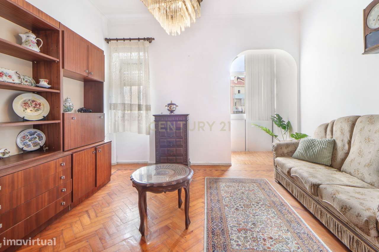 Apartamento T2 na Cruz de Pau - Amora - Seixal-7