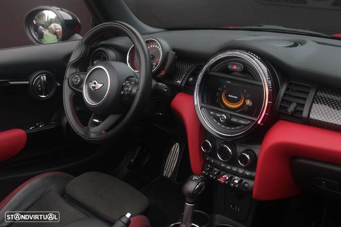 MINI John Cooper Works Auto - 24