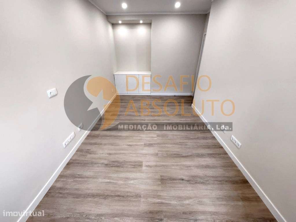 Apartamento T3 Moita, c/ Arrecadação, Remodelado - Grande imagem: 4/36