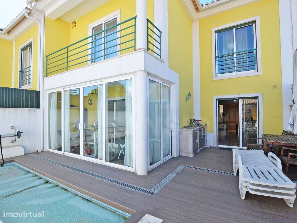 Moradia T4+2 com piscina na Urb. Lombas (São Domingos de Rana)-35