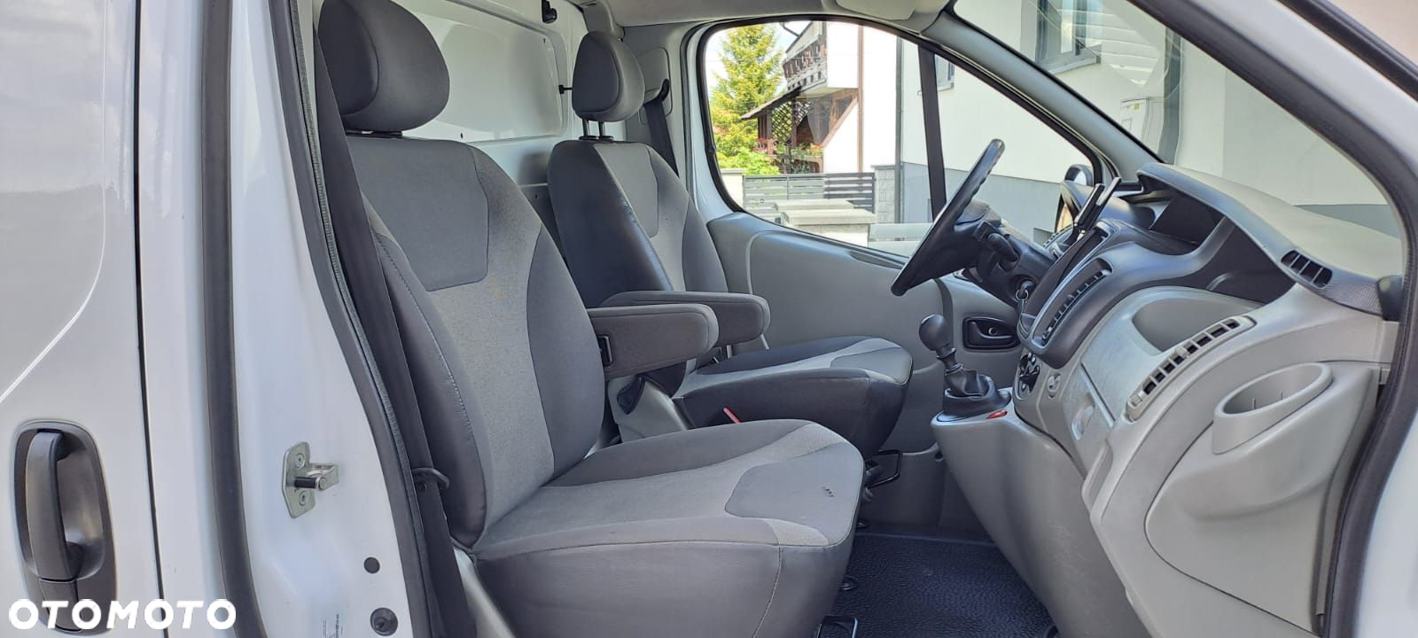 Renault Trafic - 11