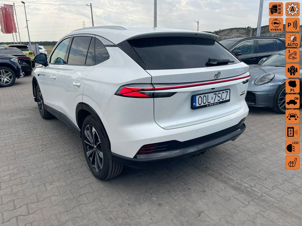 MG HS 2025