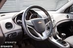 Chevrolet Cruze Station Wagon 1.6 LS - 12