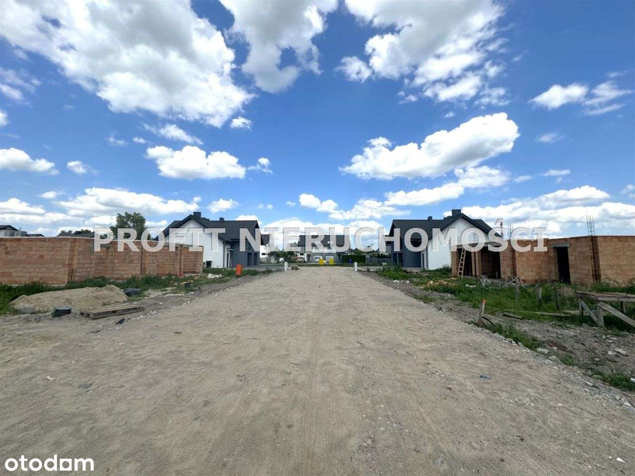 Budynek mieszkalny dwulokalowy gotowy do sprzedaży-17