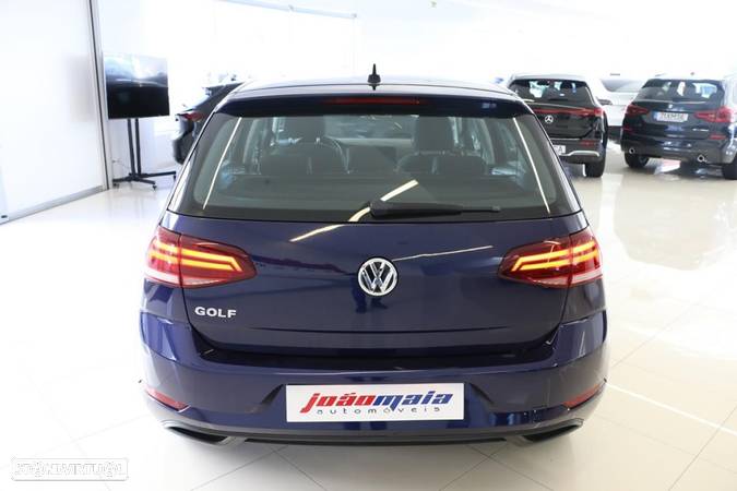 VW Golf 1.6 TDI Trendline - 24