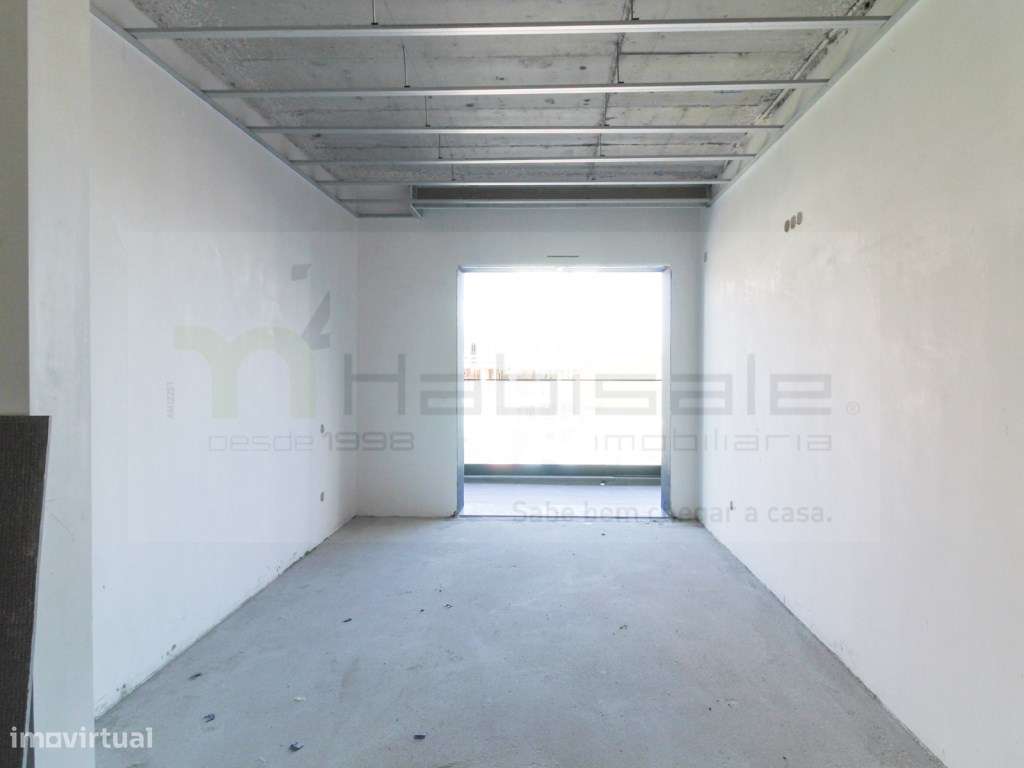 Apartamento T3 com garagem | Paradela, Santo António dos Cavaleiros-16