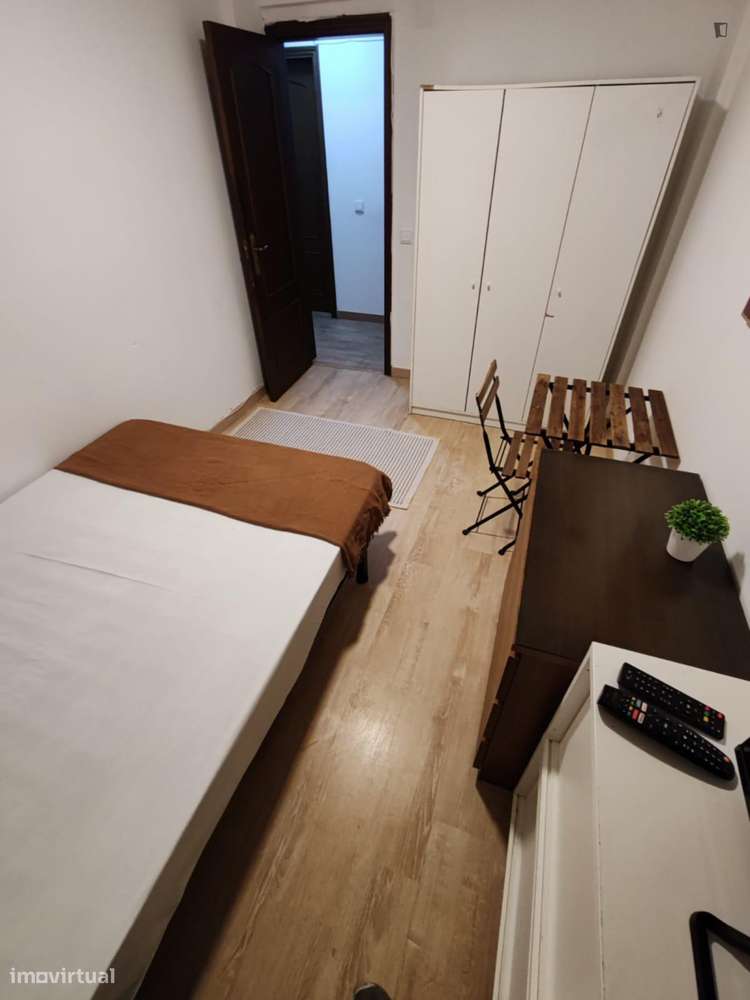 Quarto - localizado em Chelas Lisbon - Grande imagem: 5/8