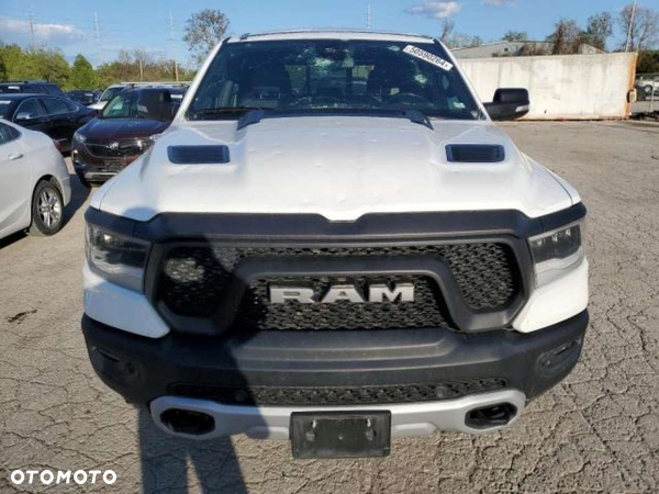 RAM 1500 - 4