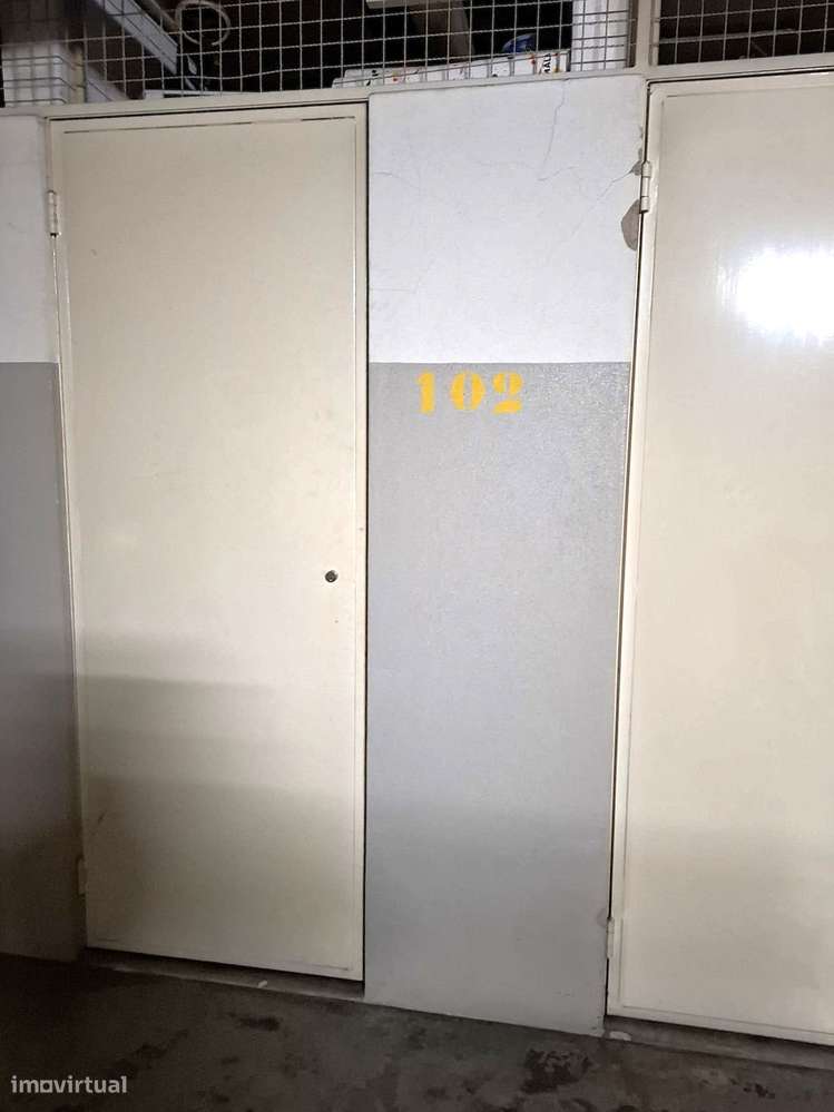 Excelente T2- Como Novo em Condominio fechado-18