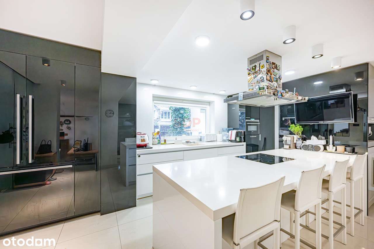 Dom na sprzedaż, superlokalizacja! - Pełny obrazek: 2/17