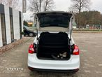 Ford Focus 1.6 Ambiente - 9