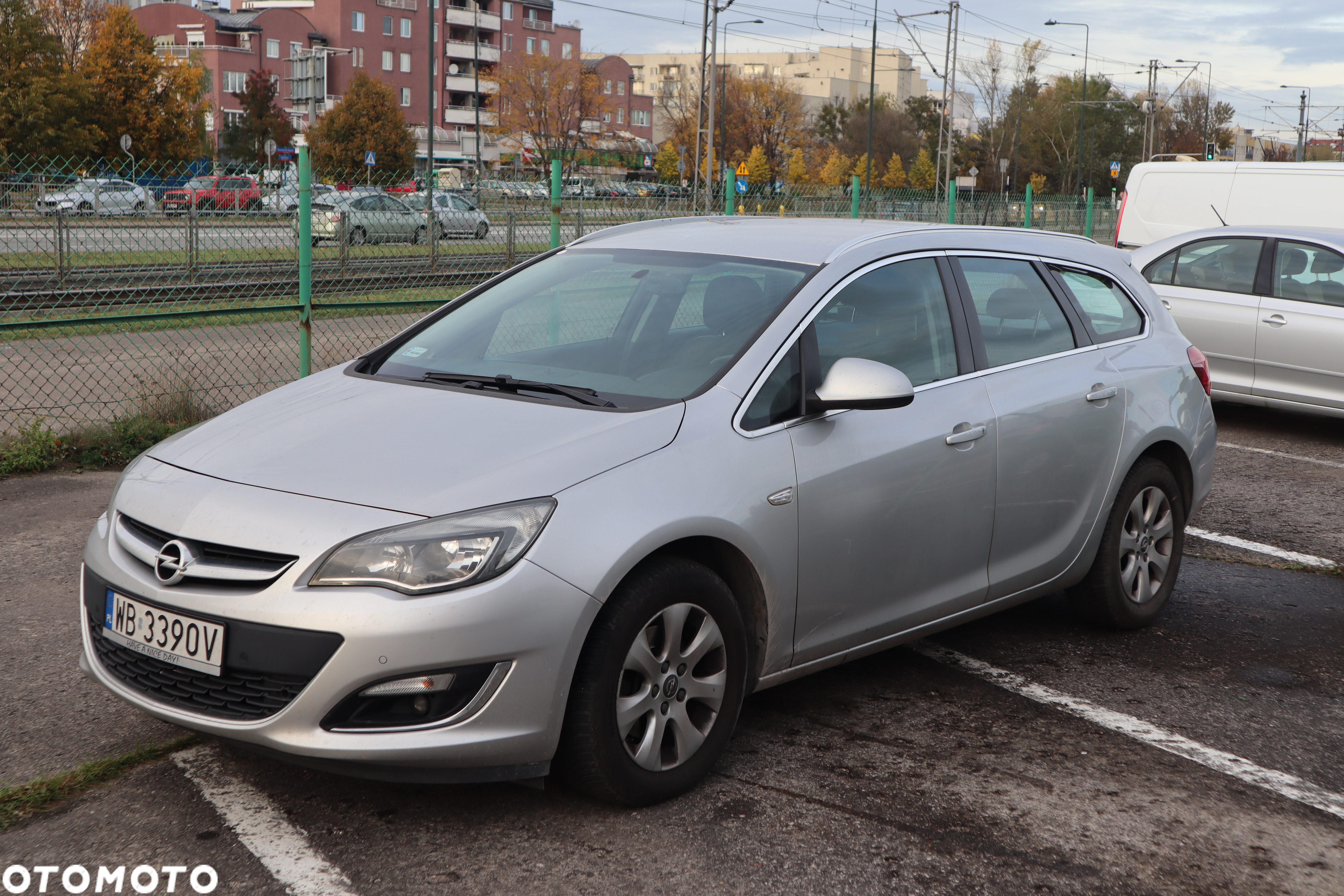 Opel Astra IV 2.0 CDTI Cosmo - 2