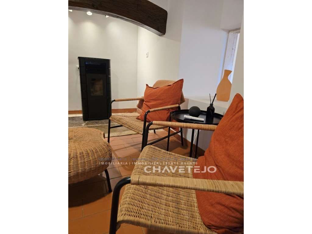 Charmosa moradia T3 em pedra para venda perto de Chãos Ferreira do ...-18
