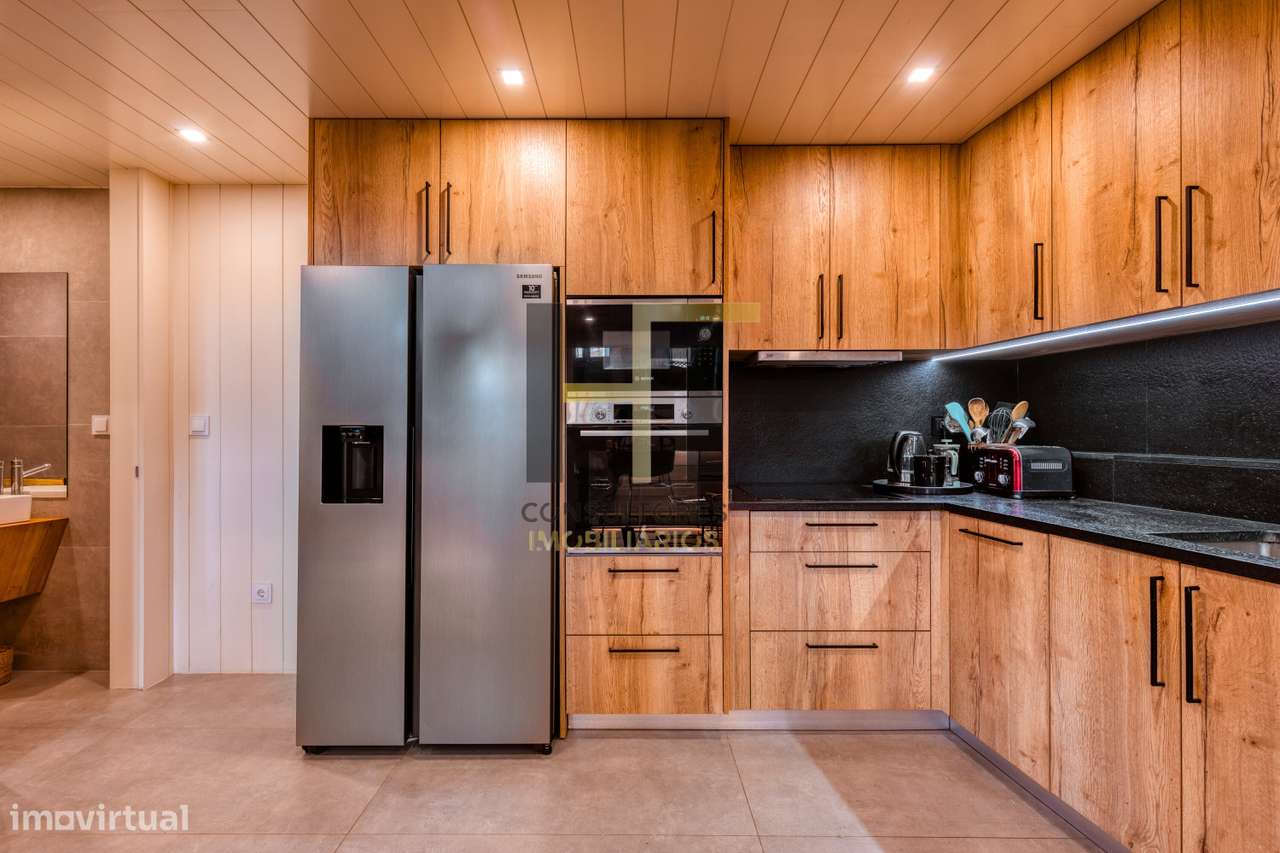 Moradia T4 em Crestuma, Vila Nova de Gaia | Vista Rio Douro | Piscina - Grande imagem: 4/33