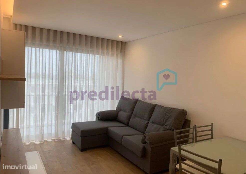 REF3883 - T1 Kit C/gar. C/mob. - Polo Universitário, Paranhos - Grande imagem: 3/17