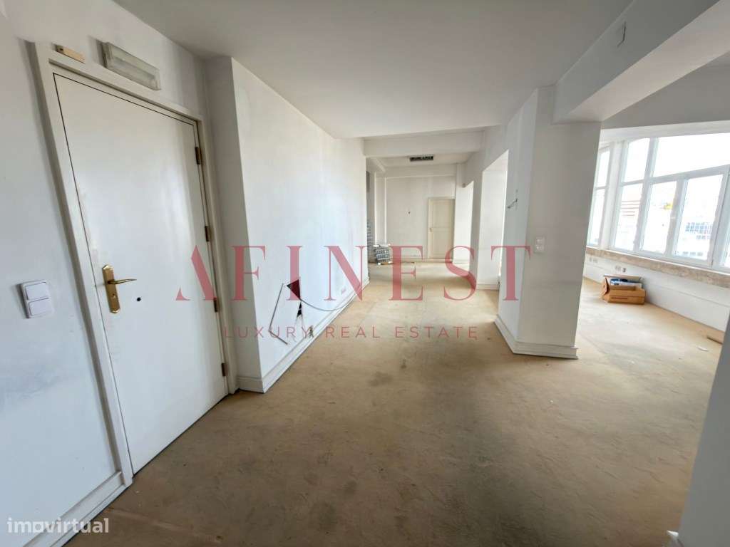 ESCRITÓRIOS 543 m2 NA AVENIDA ANTÓNIO AUGUSTO AGUIAR - Grande imagem: 5/8