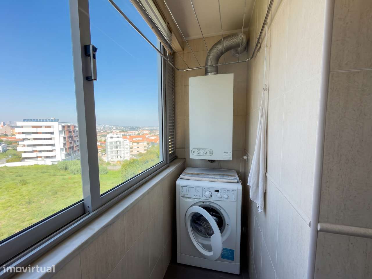 Apartamento T2 COMO NOVO Oliveira do Douro ao Intermaché-10