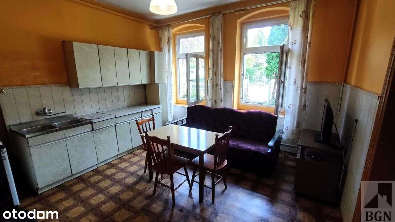 Trzy pokoje w kamienicy - Biały Kościół-7