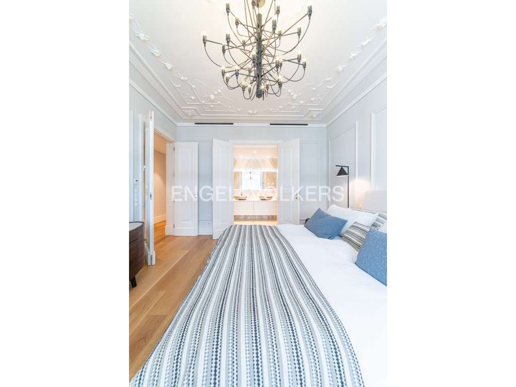Exclusivo apartamento novo com 5 quartos (4 suites) e 4 lugares de ...-30