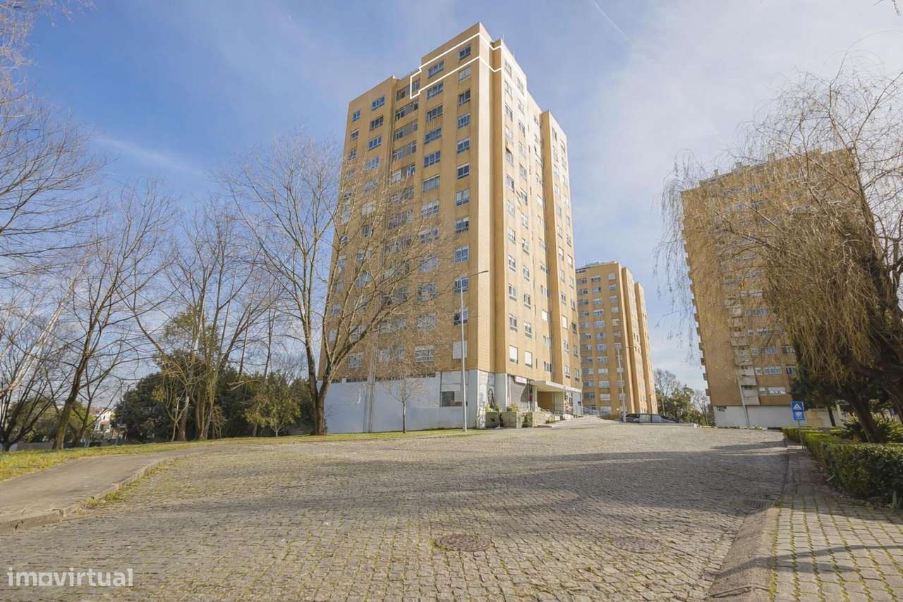 Apartamento T3 Totalmente Renovado em Gueifães – Excelente...-37