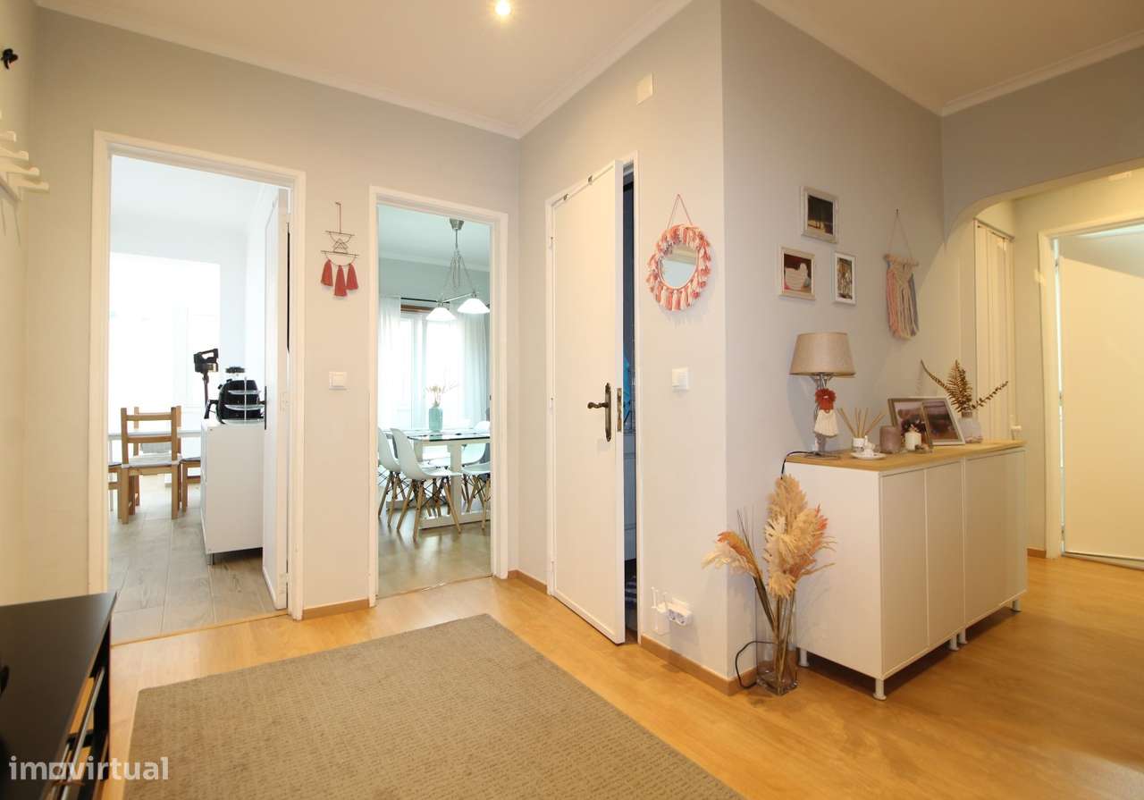 Vende-se T3 em Monte Abraão - Grande imagem: 4/24