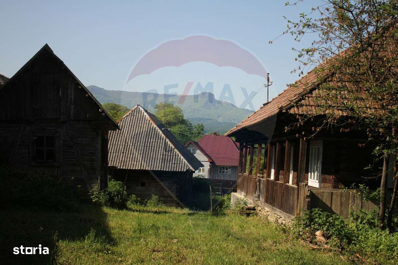 Casă / Vilă cu 2 camere de vânzare - Imagine principală: 4/9