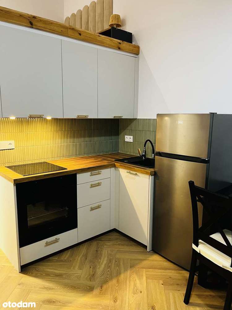 Kawalerka z antresolą świeżo po remoncie - Pełny obrazek: 4/9