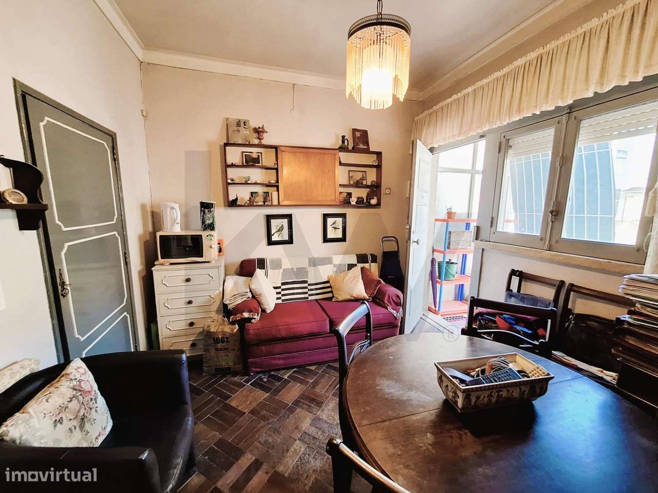 T1 | Arroios | Praça do Chile | Para renovação | Prédio com elevador-9