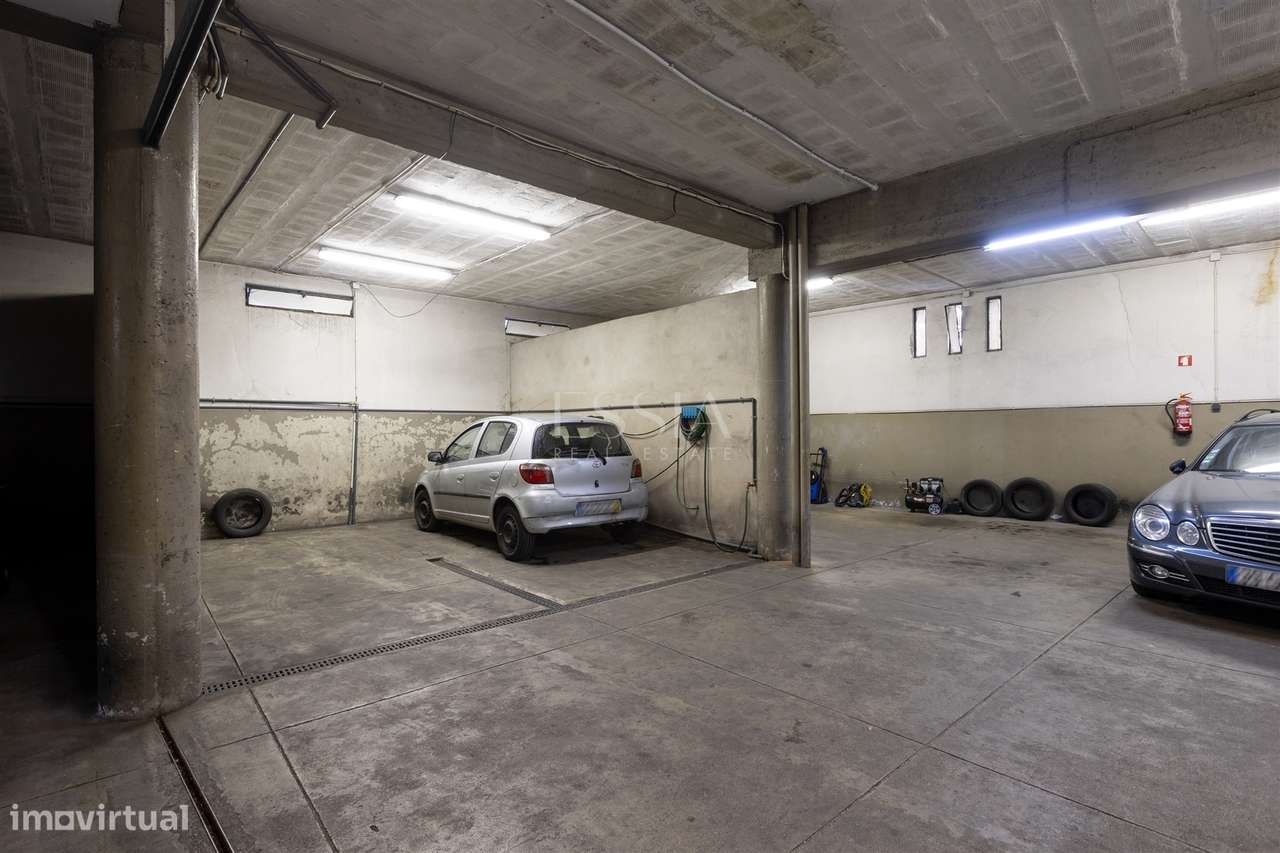 Garagem Recolha Coberta Foz do Douro | Garagem Investimento Porto - Grande imagem: 5/20