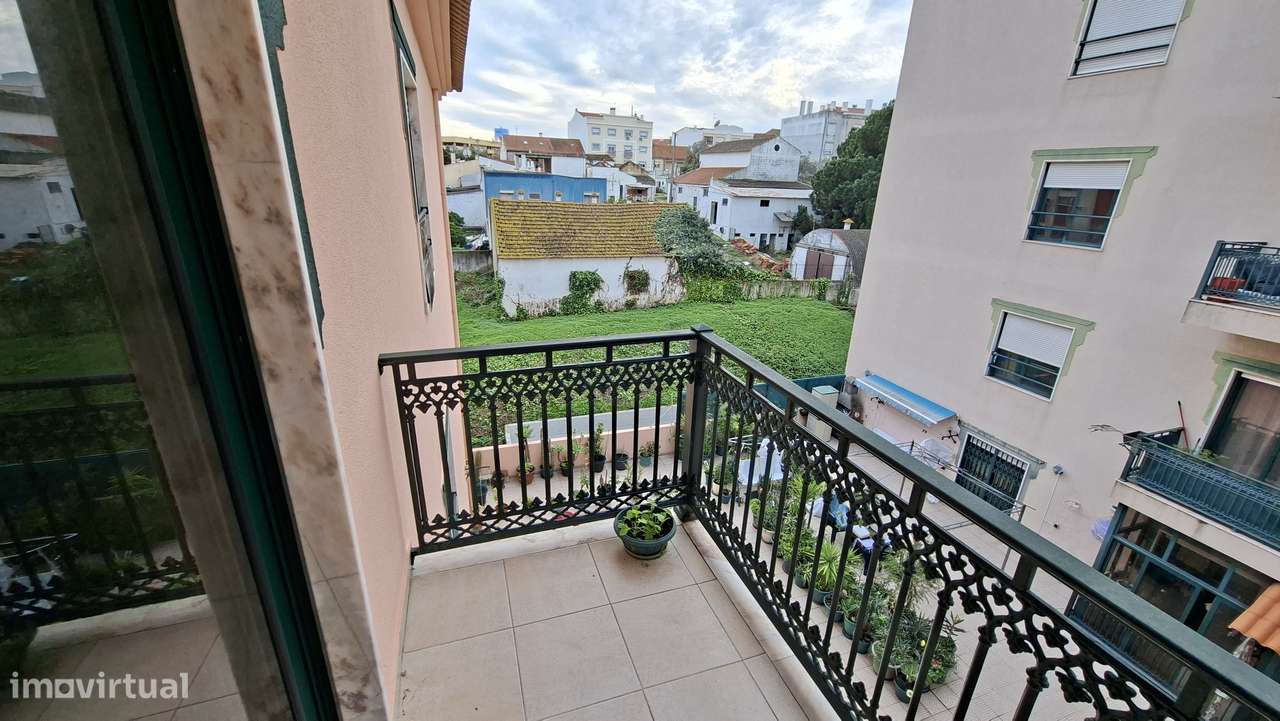 Apartamento T2 com 92 m², 3 varandas em Setúbal - Grande imagem: 5/17