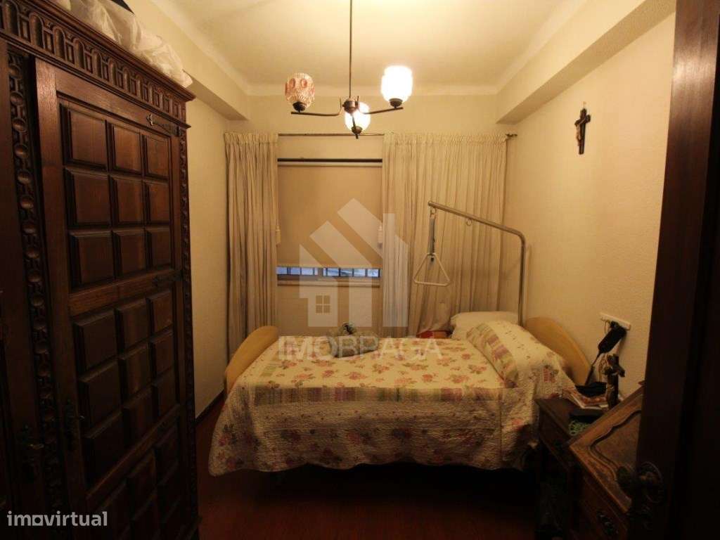 Venda Andar Moradia T2, em Real (Braga)-8