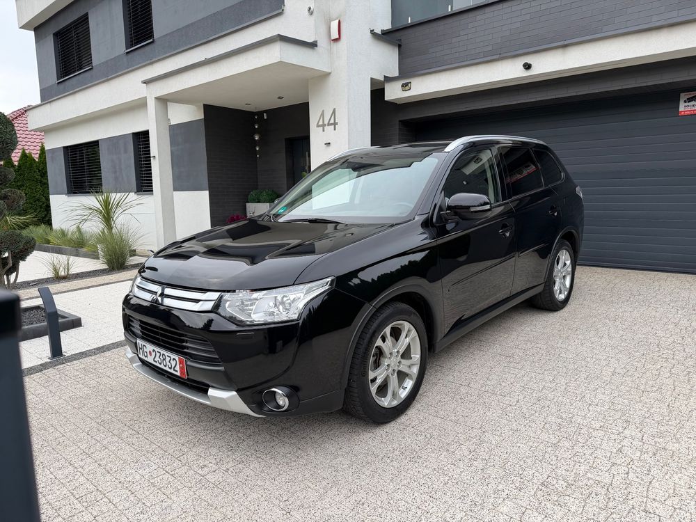 Mitsubishi Outlander III (2012-2022) 2.0 4WD CVT Diamant Edition+ 2014