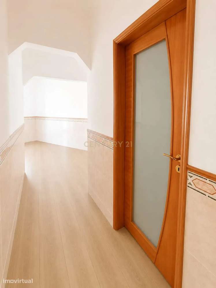 Apartamento T2 na Mina – Amadora | Localização de excelência junto ao-7