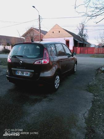 Renault Scenic - 3