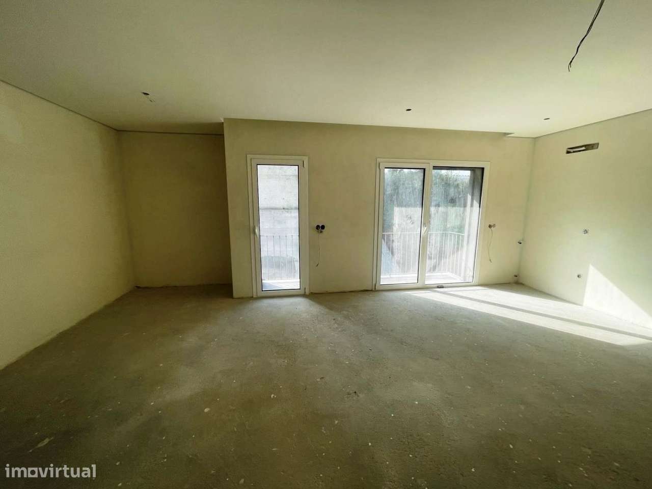 Moradia em Banda Nova V4 – Parada de Tibães, Localização Tranquil-18