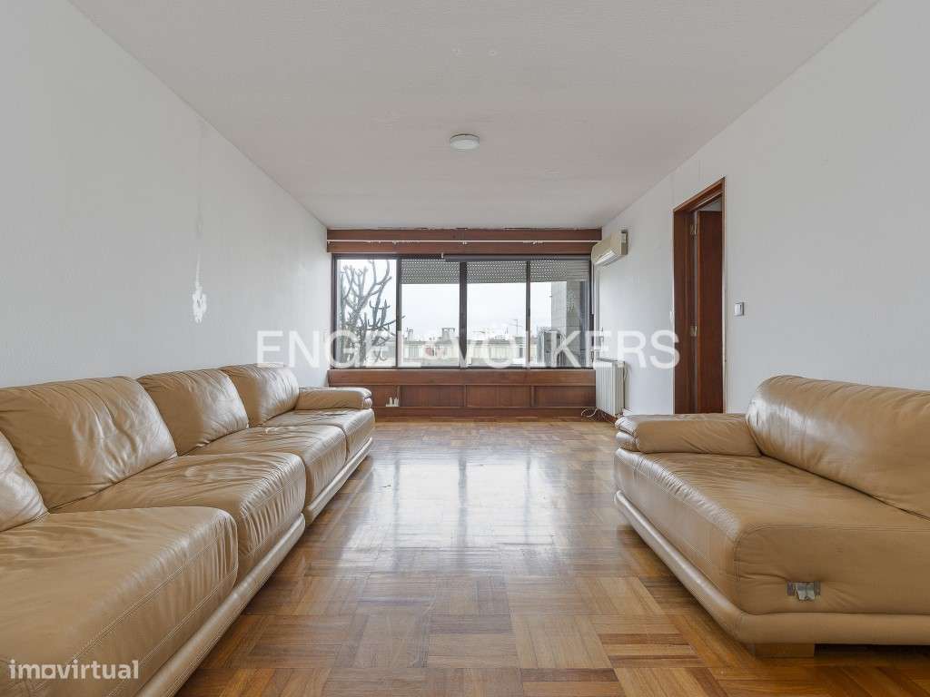 T3 em prédio emblemático de Benfica - Grande imagem: 2/35