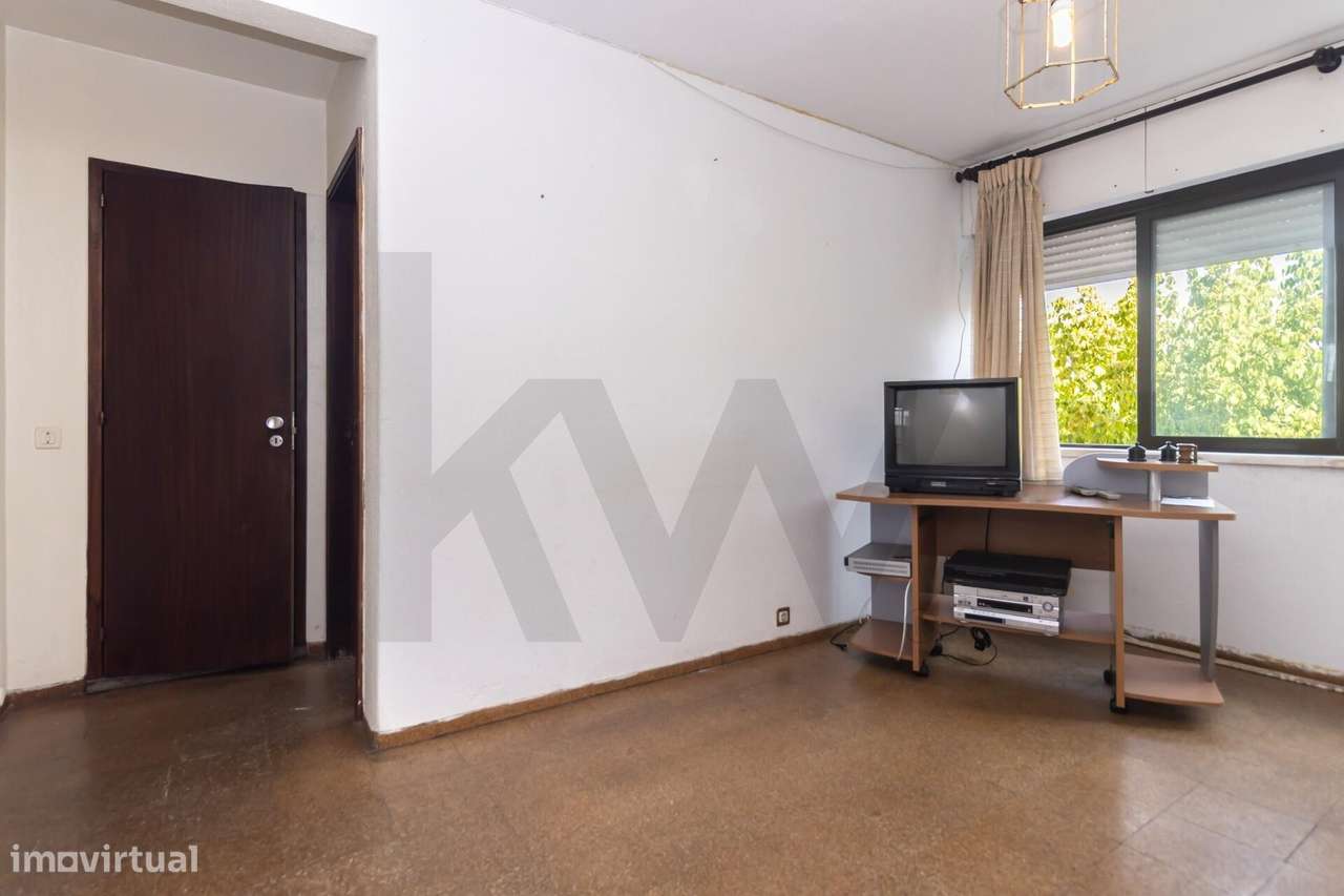Apartamento T3 na Fonte da Prata – Excelente Oportunidade de Mercado,-23