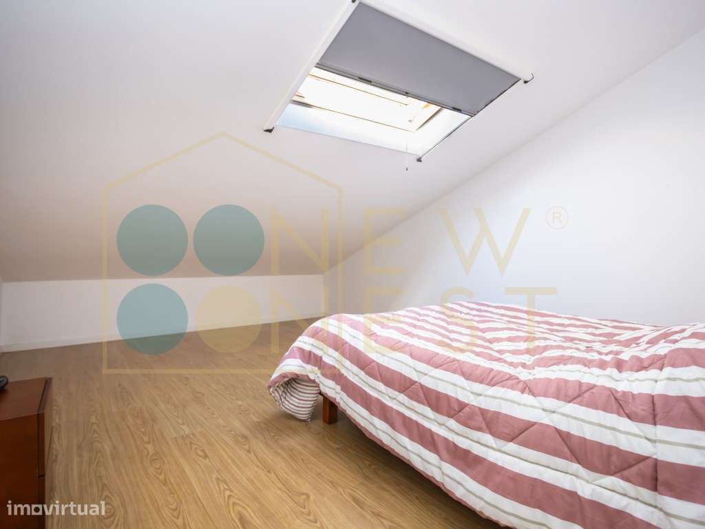 Moradia T2+2 com garagem e jardim, a dois passos do Parque do Serra...-31