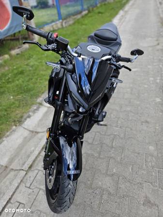 Yamaha MT - 22