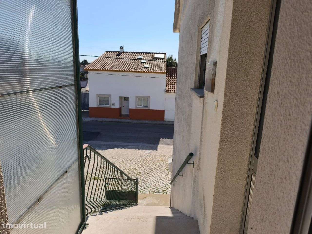 Apartamento T3+T2 com garagem, Amieirinha-Marinha Grande-48