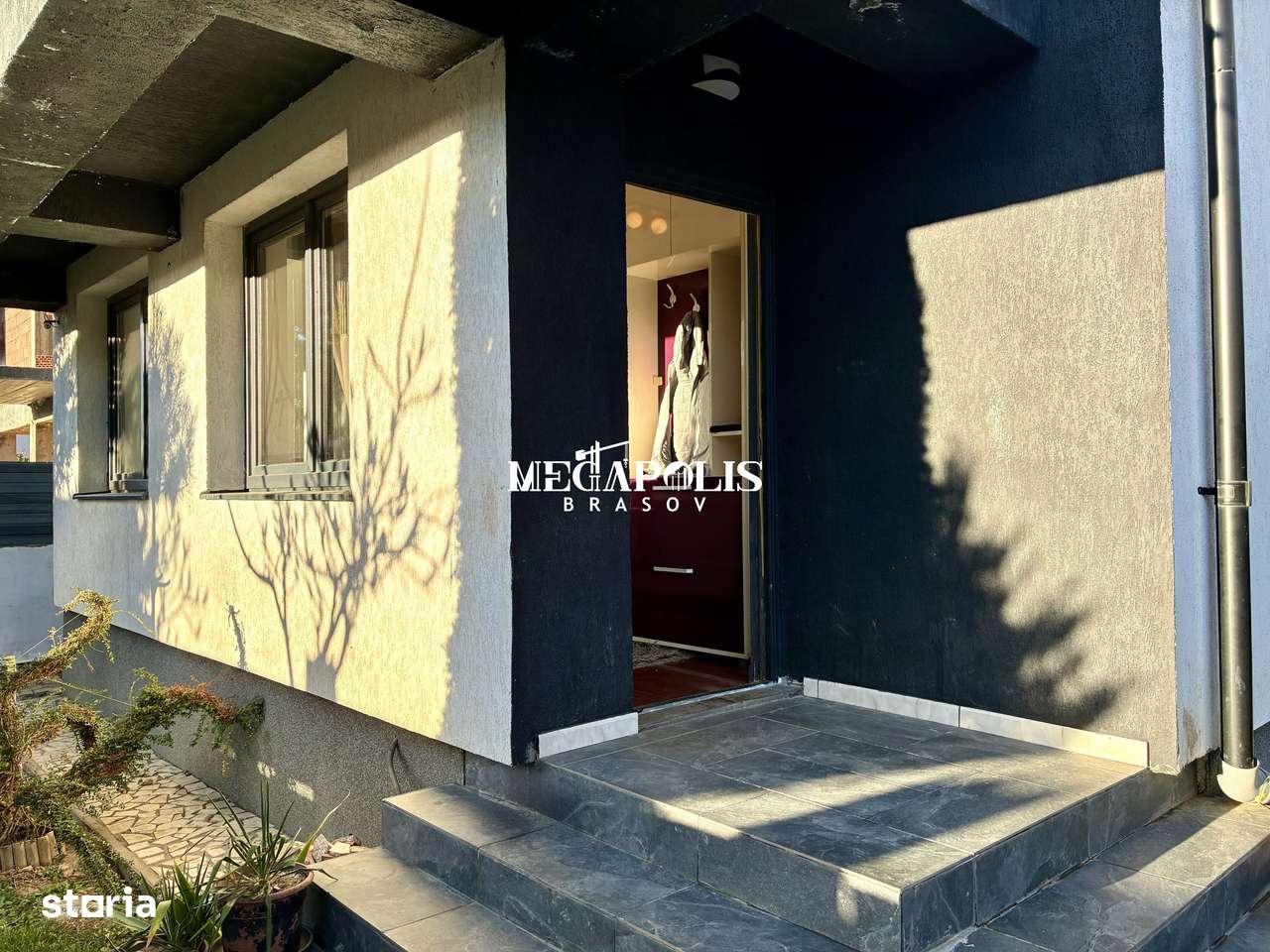 Casă / Ghimbav / 4 camere / Curte privată / Terasă-2