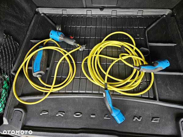 Volvo XC 60 T8 AWD Plug-In Hybrid R-Design - 37