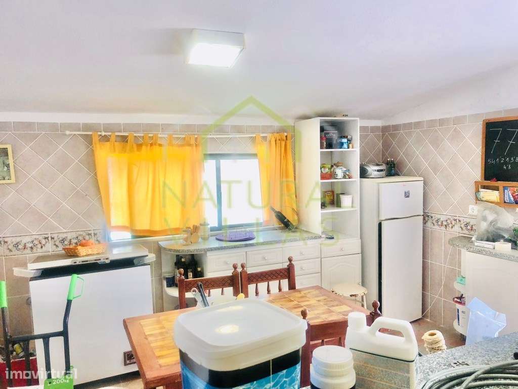 Moradia de Campo T5 com Piscina de Água Salgada e Terreno, Tunes-5