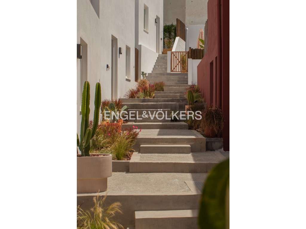 Vila de 12 unidades com licença AL no centro de Lisboa - Grande imagem: 2/37