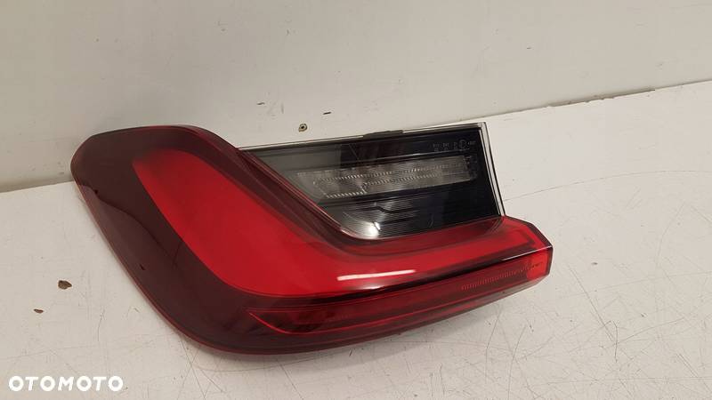 BMW 3 G21 KOMBI LAMPA LEWA TYL TYLNA LED EUROPA IGLA - 1