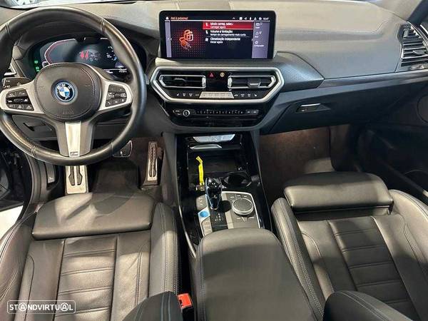 BMW iX3 M Sport Impressive - 13