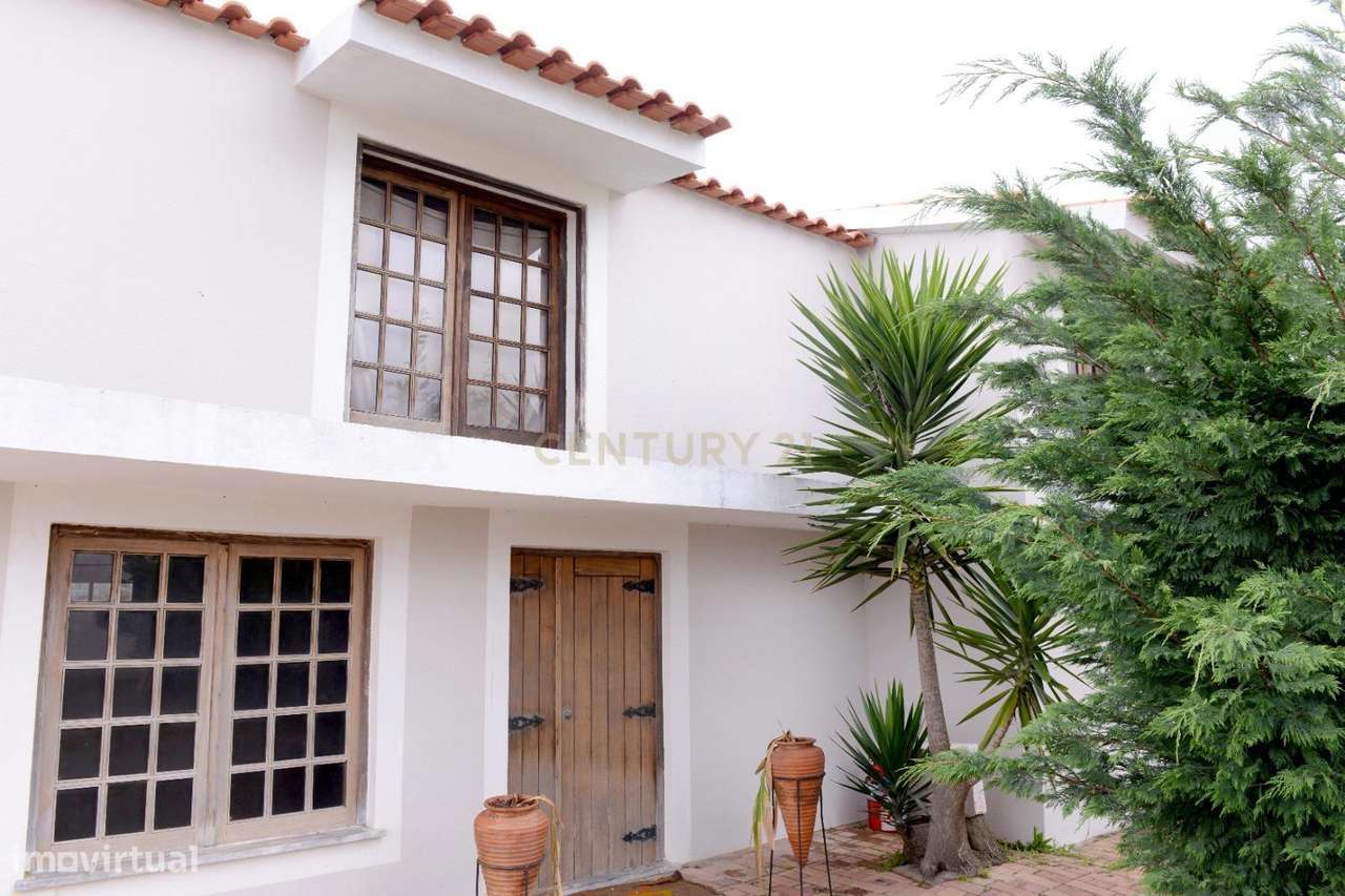 Moradia T5 com Piscina em Salvaterra de Magos - Grande imagem: 4/38