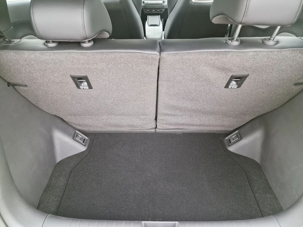 Samochód Demo / Zasięg 310 km / Kamera 360 / Przyciemniane szyby