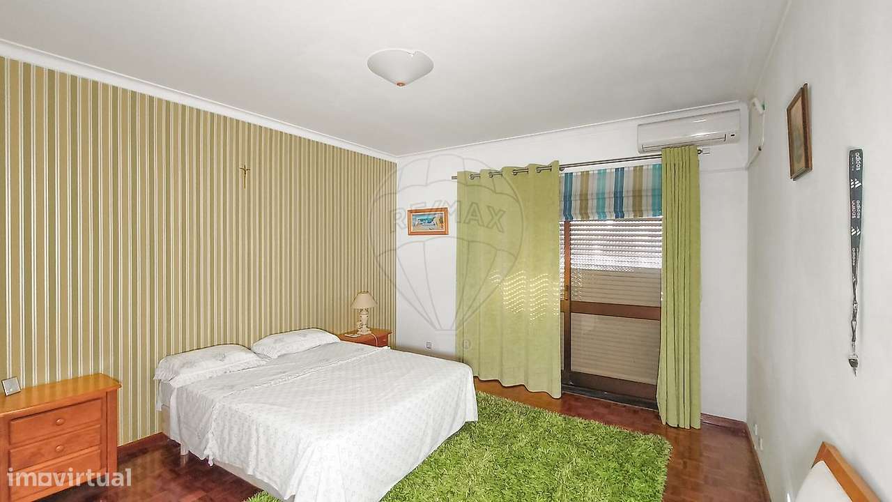 Moradia T6 para venda-20